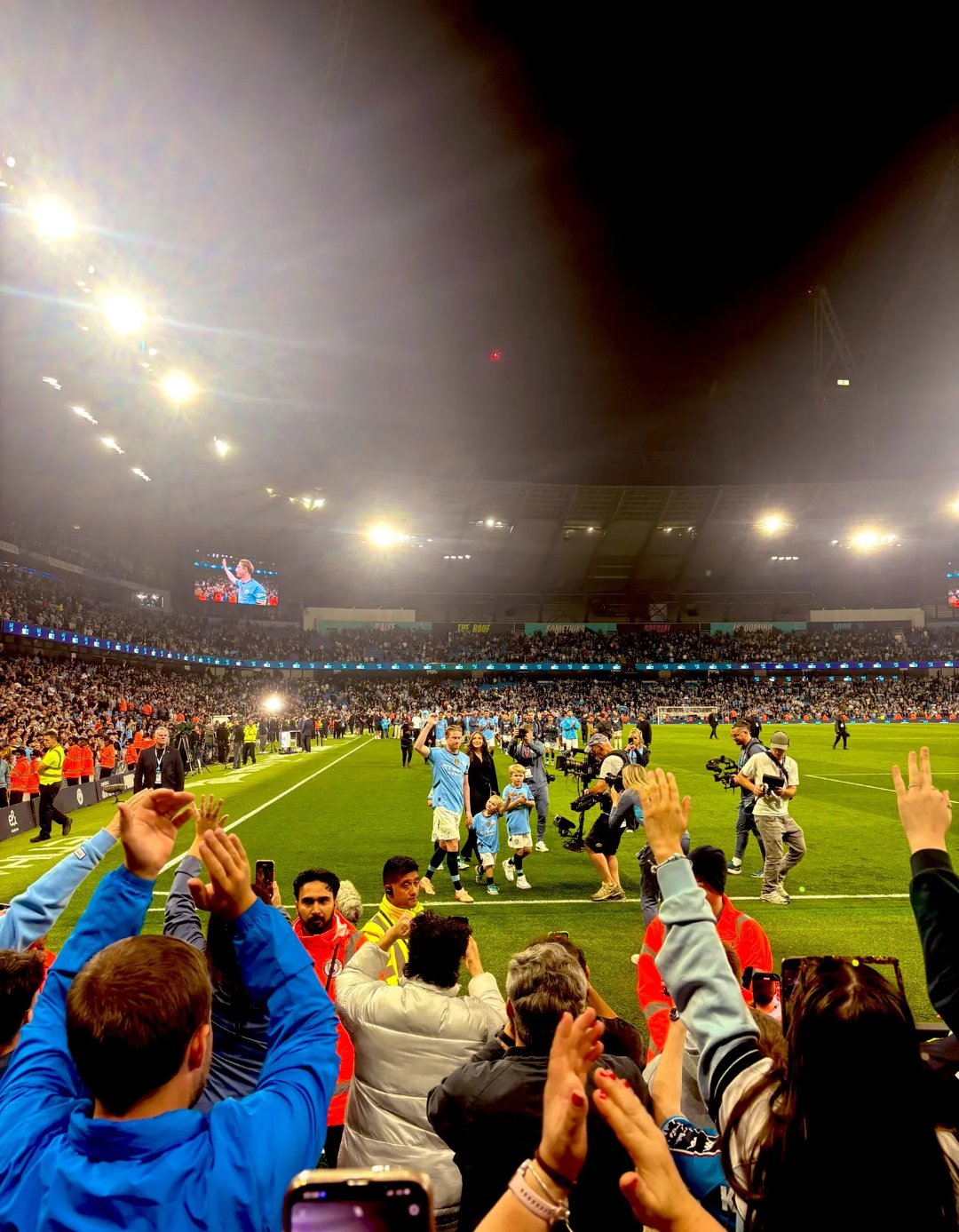 Yabo Sports-德罗巴迎来十赛季出色发挥，澳大利亚队观众热烈欢呼！观众掌声雷动的简单介绍-Yabo Sports